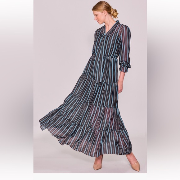 MELLODAY brown blue Stripe Bow Tiered
Maxi Dress NWT - Picture 3 of 4